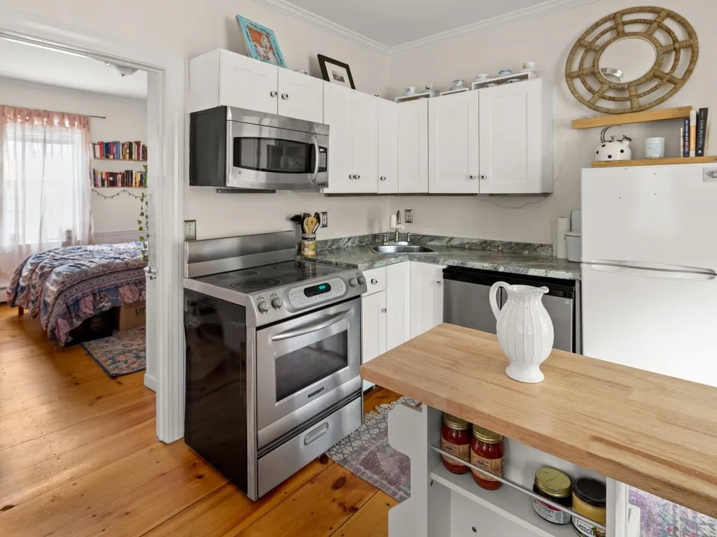 103 Maple Street Burlington VT 05401