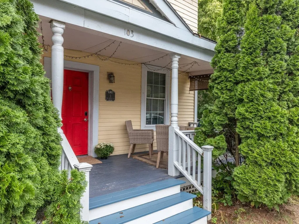 103 Maple Street Burlington VT 05401