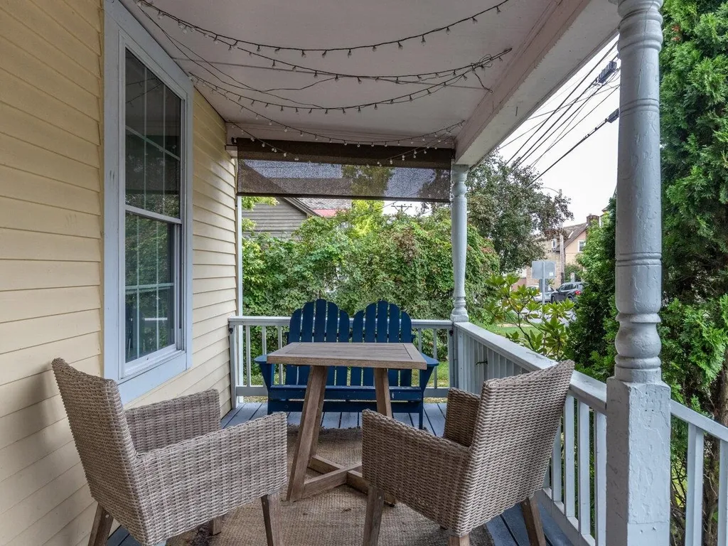 103 Maple Street Burlington VT 05401