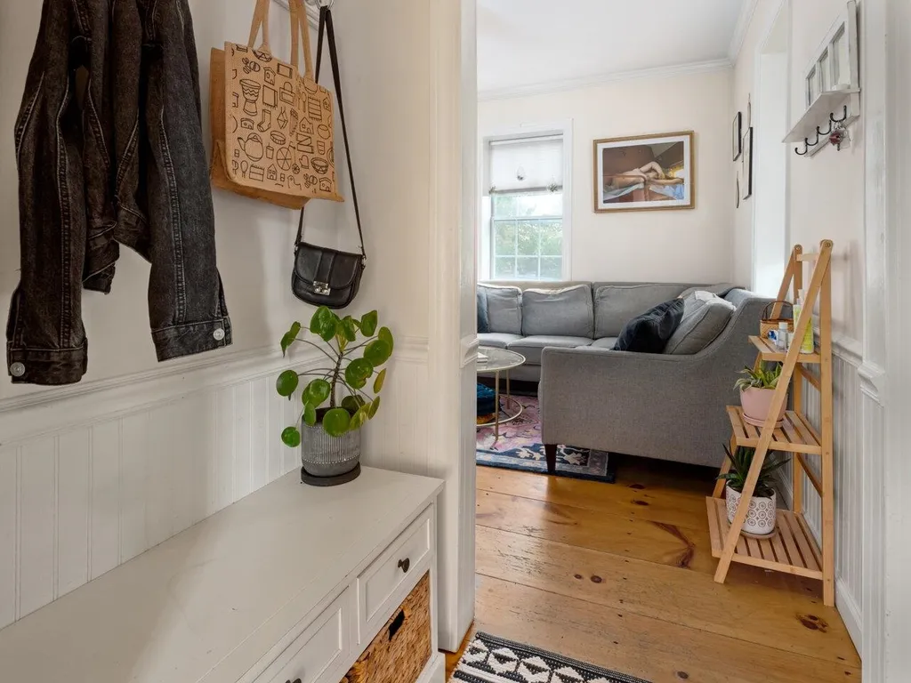 103 Maple Street Burlington VT 05401