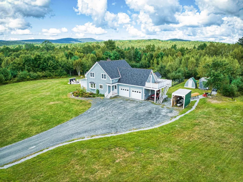 413 Oak Street Newport NH 03773