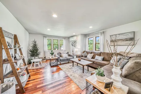 413 Oak Street Newport NH 03773