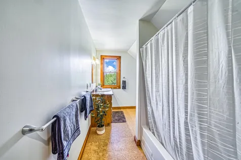 413 Oak Street Newport NH 03773
