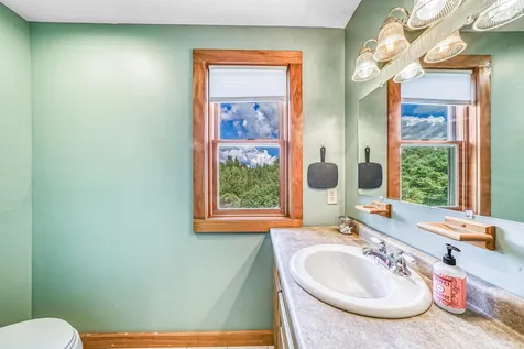 413 Oak Street Newport NH 03773
