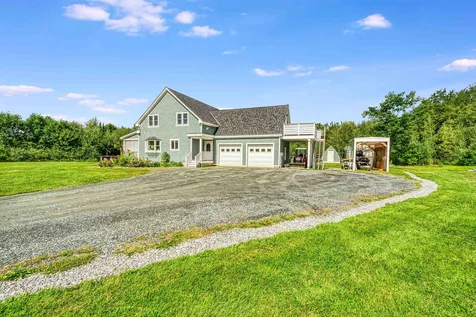 413 Oak Street Newport NH 03773