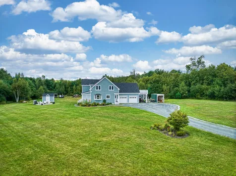 413 Oak Street Newport NH 03773