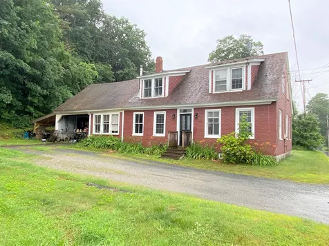 186 Sullivan Street Claremont NH 03743