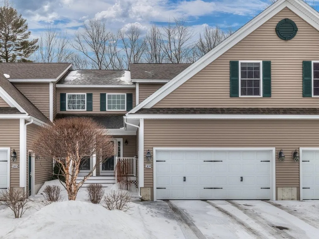 209 Fox Run Colchester VT 05446