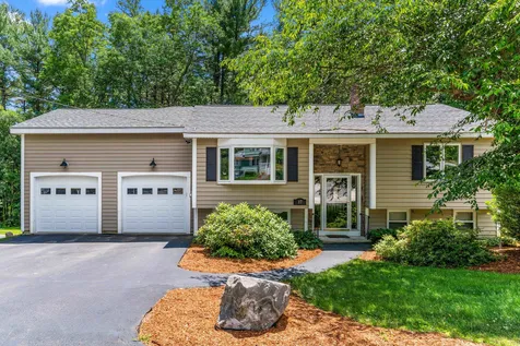 17 Wethersfield Road Nashua NH 03062