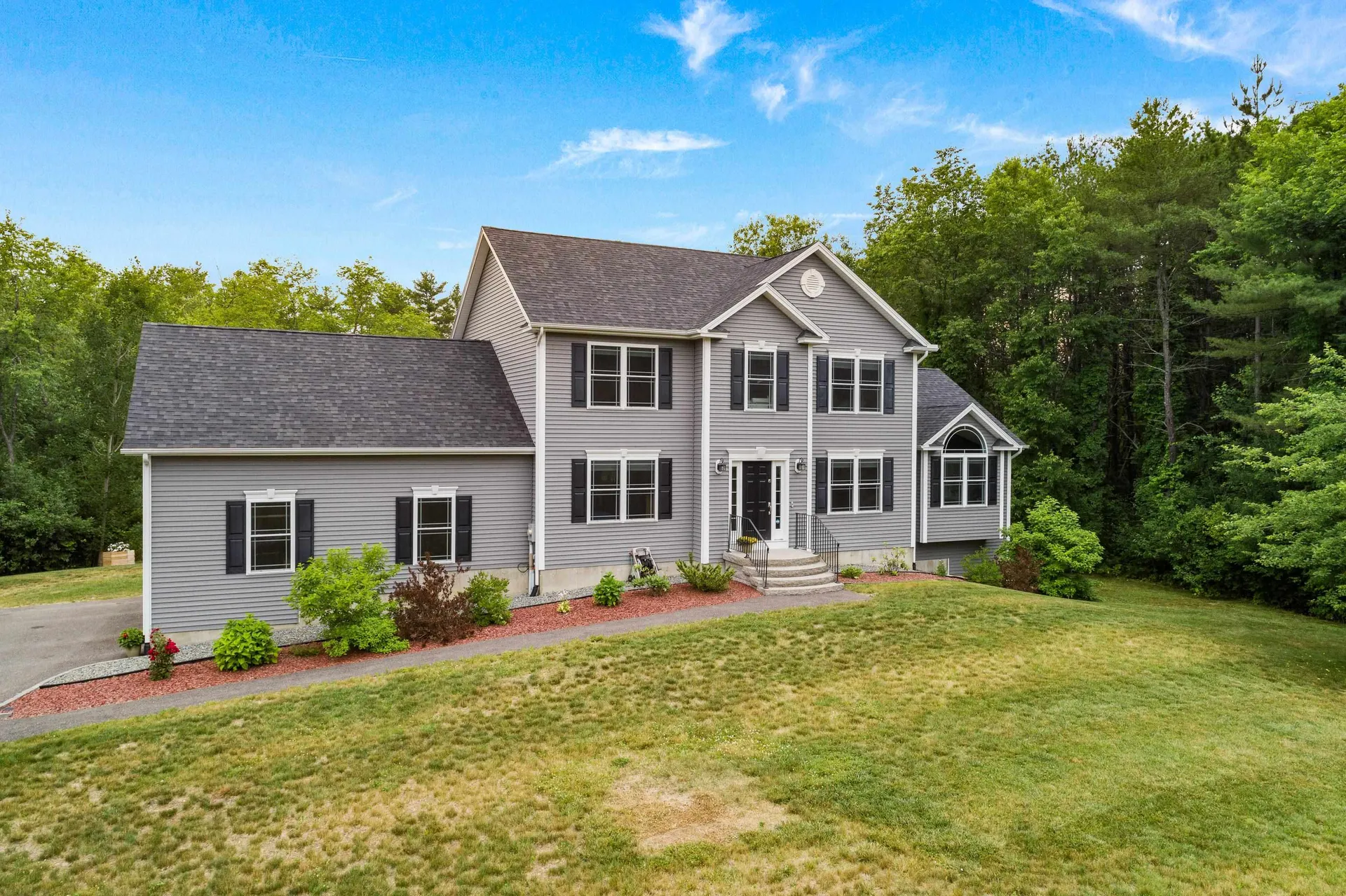 263 East Dunbarton Road Goffstown NH 03045