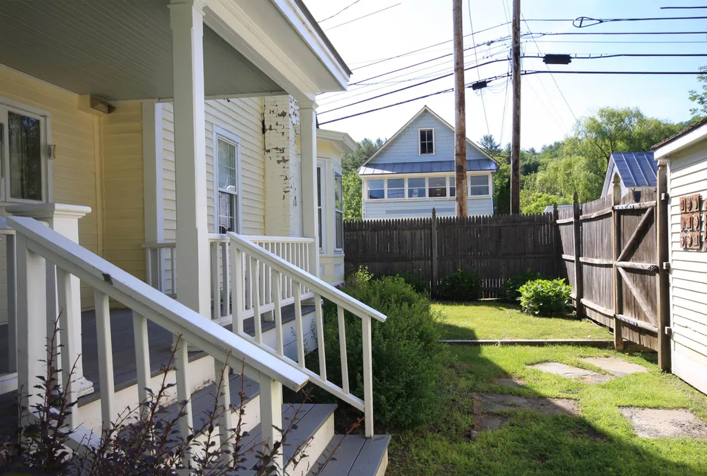 1082 West Woodstock Road Woodstock VT 05091