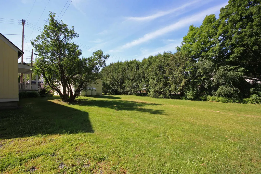 1082 West Woodstock Road Woodstock VT 05091