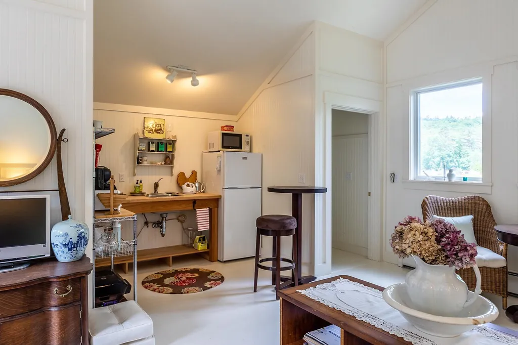 11 College Hill Woodstock VT 05091