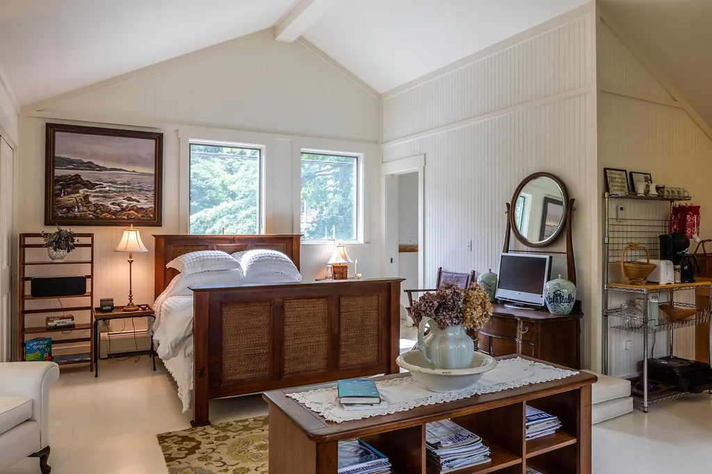 11 College Hill Woodstock VT 05091