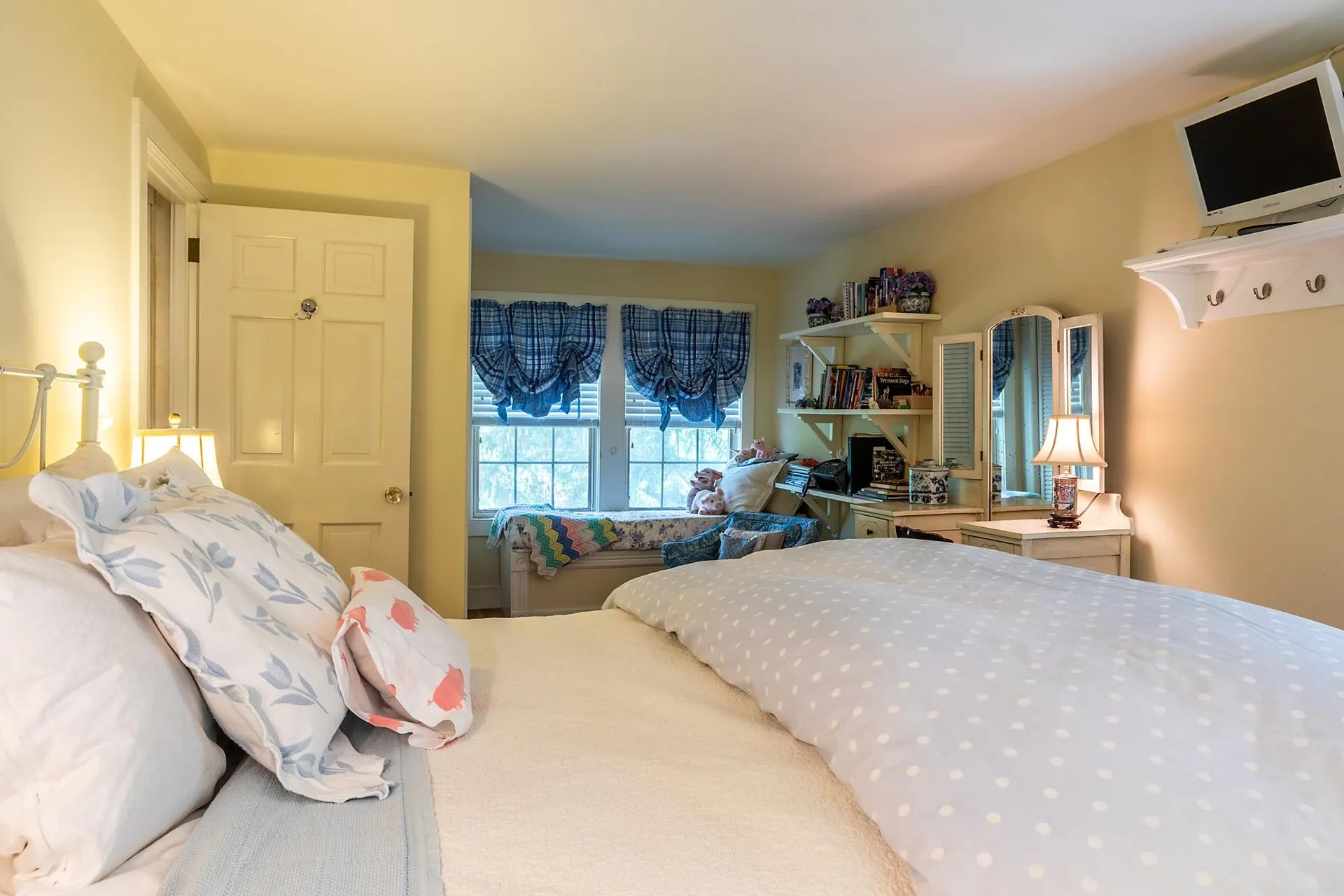 11 College Hill Woodstock VT 05091