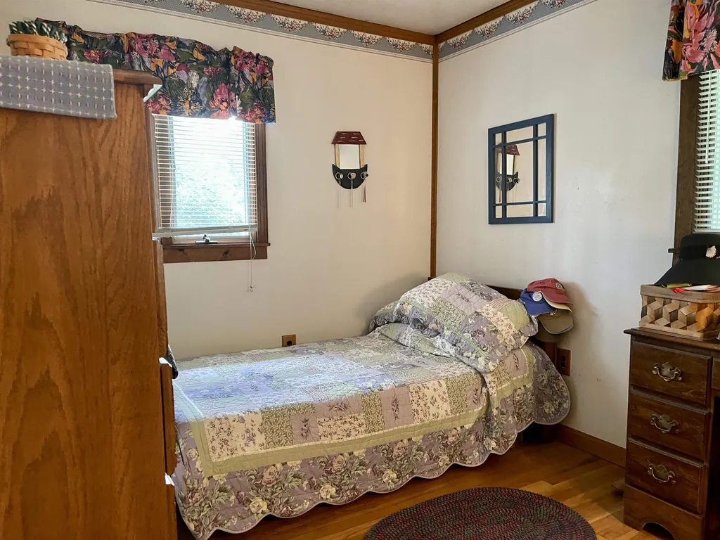 16 Estabrook Circle Lebanon NH 03766