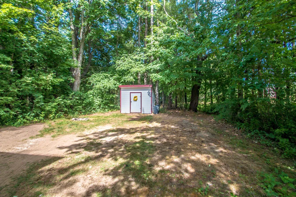 21 Colbath Street Conway NH 03818