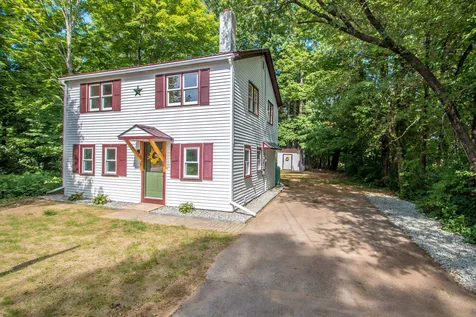 21 Colbath Street Conway NH 03818
