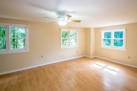 21 Colbath Street Conway NH 03818