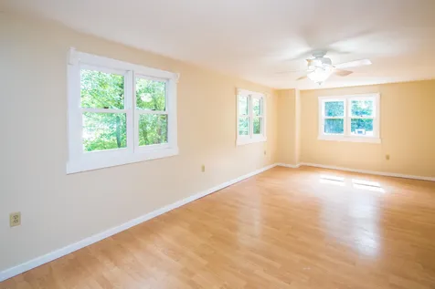 21 Colbath Street Conway NH 03818