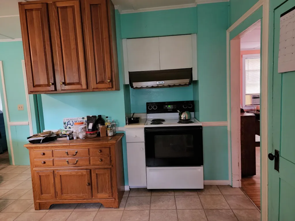 97 South Water Street Vergennes VT 05491