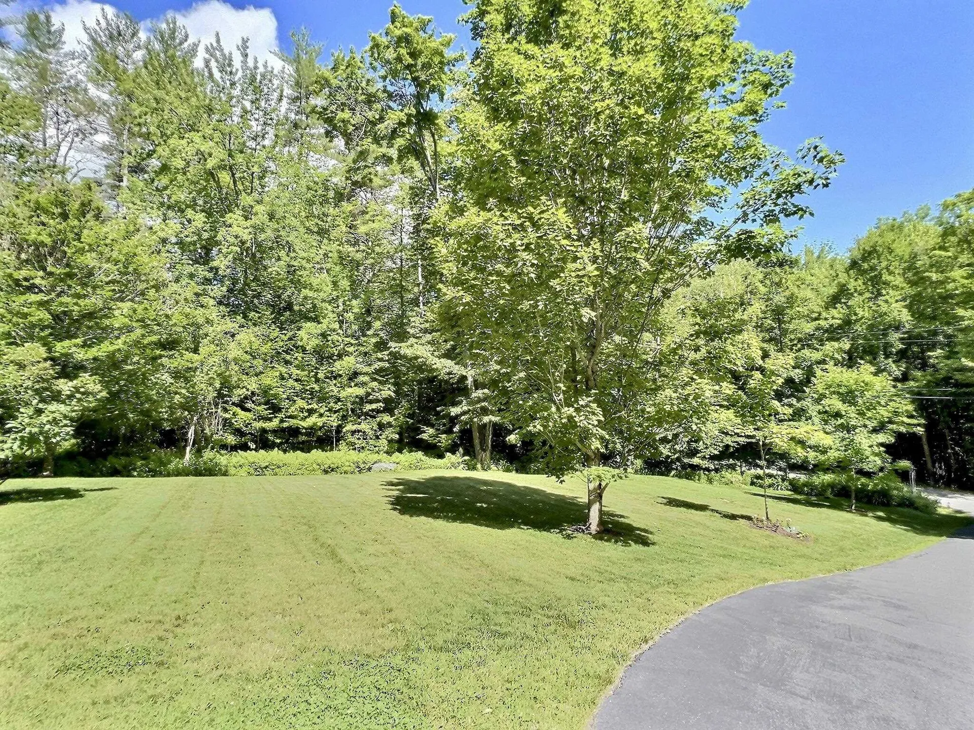 194 Bunker Road New London NH 03257