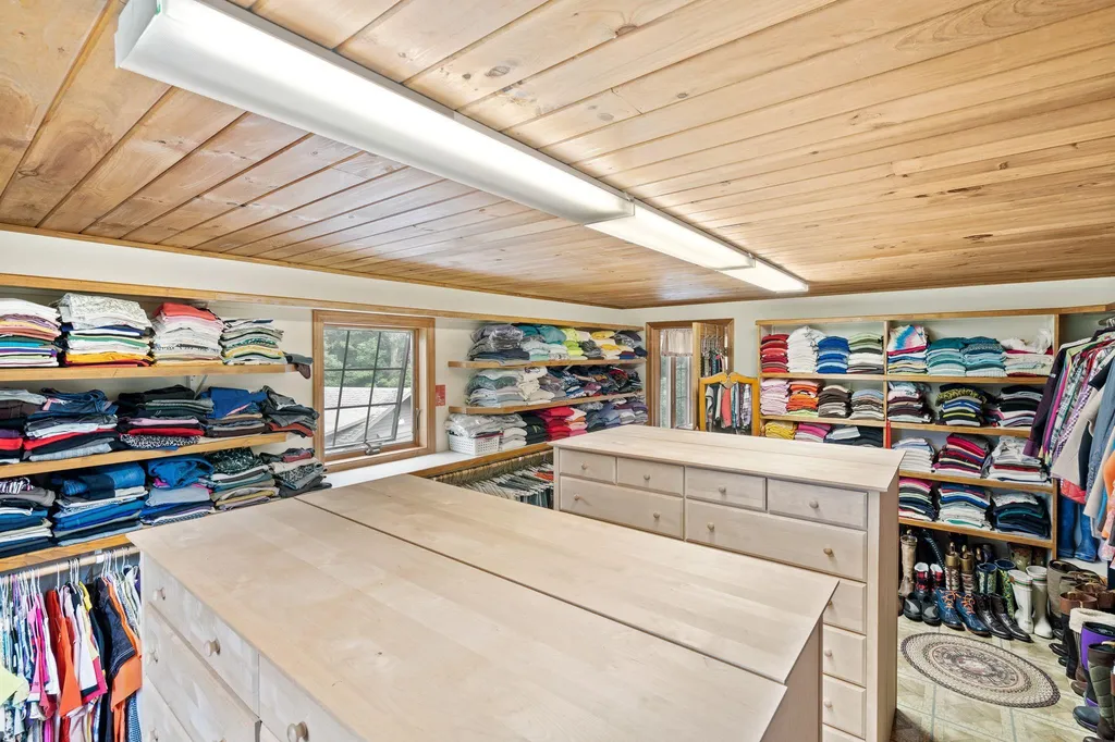 203 E Washington Road Bradford NH 03221