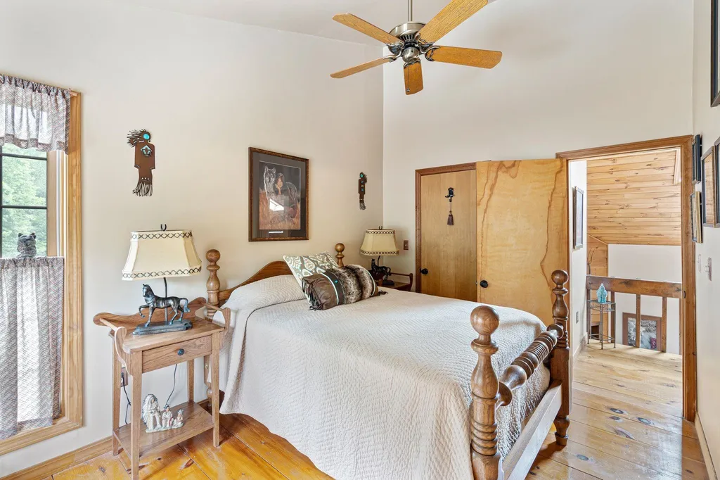 203 E Washington Road Bradford NH 03221