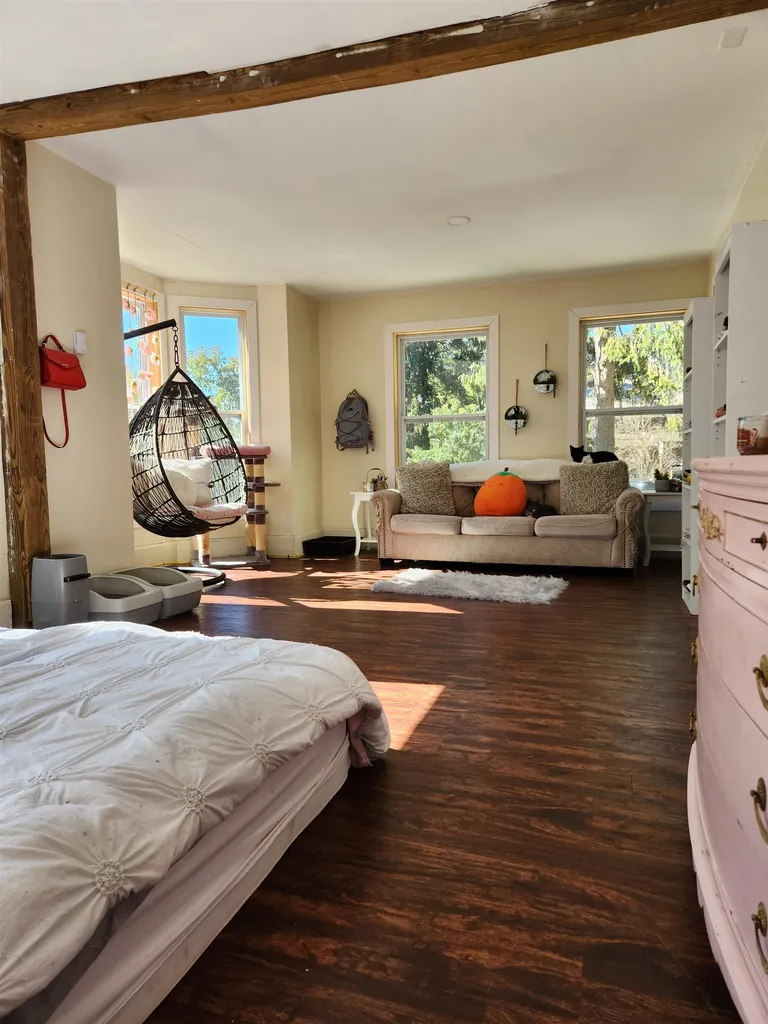 113 Highland Avenue Hinsdale NH 03451