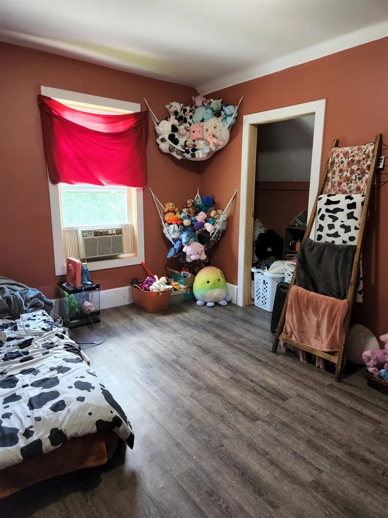 113 Highland Avenue Hinsdale NH 03451
