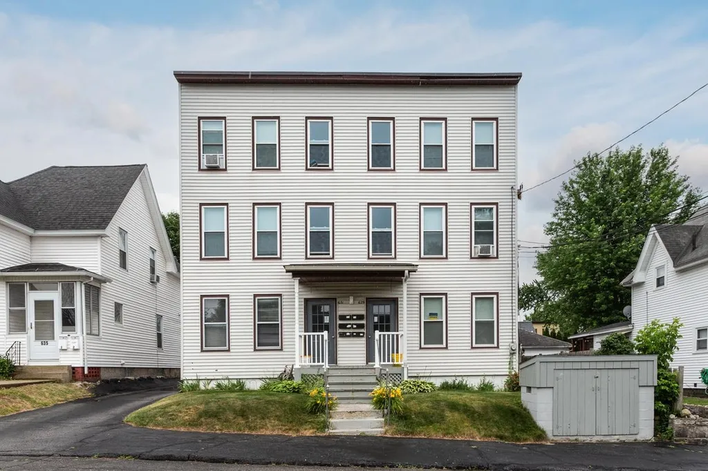 629 Clay Street Manchester NH 03103