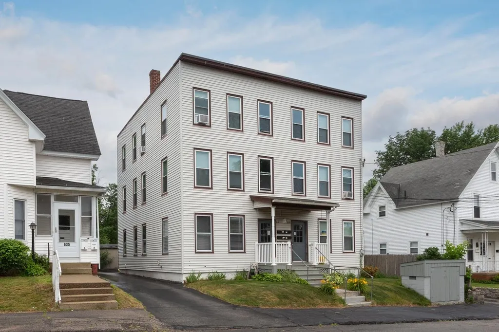 629 Clay Street Manchester NH 03103