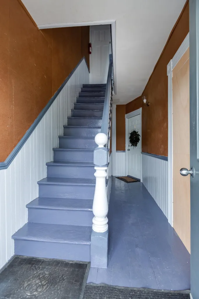 629 Clay Street Manchester NH 03103