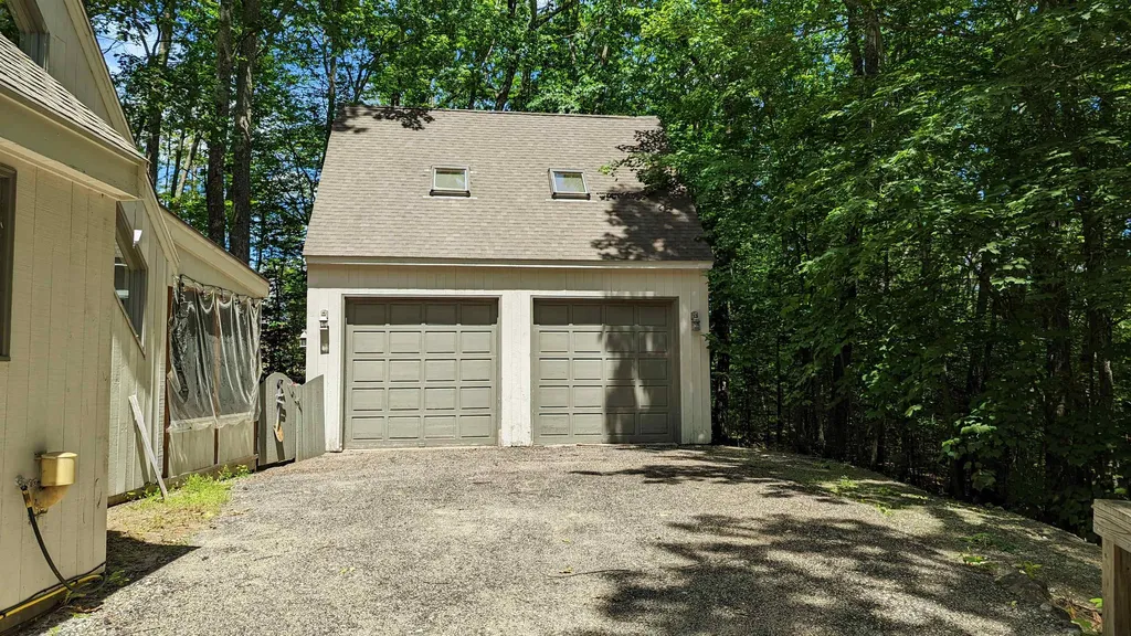 74 Green Circle Campton NH 03223