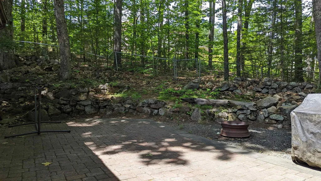74 Green Circle Campton NH 03223