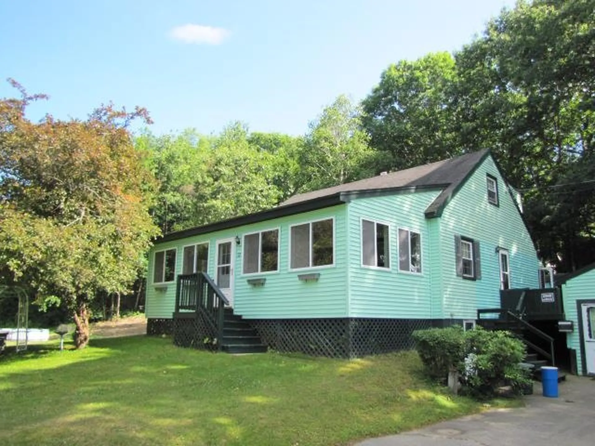12 New Road Newmarket NH 03857