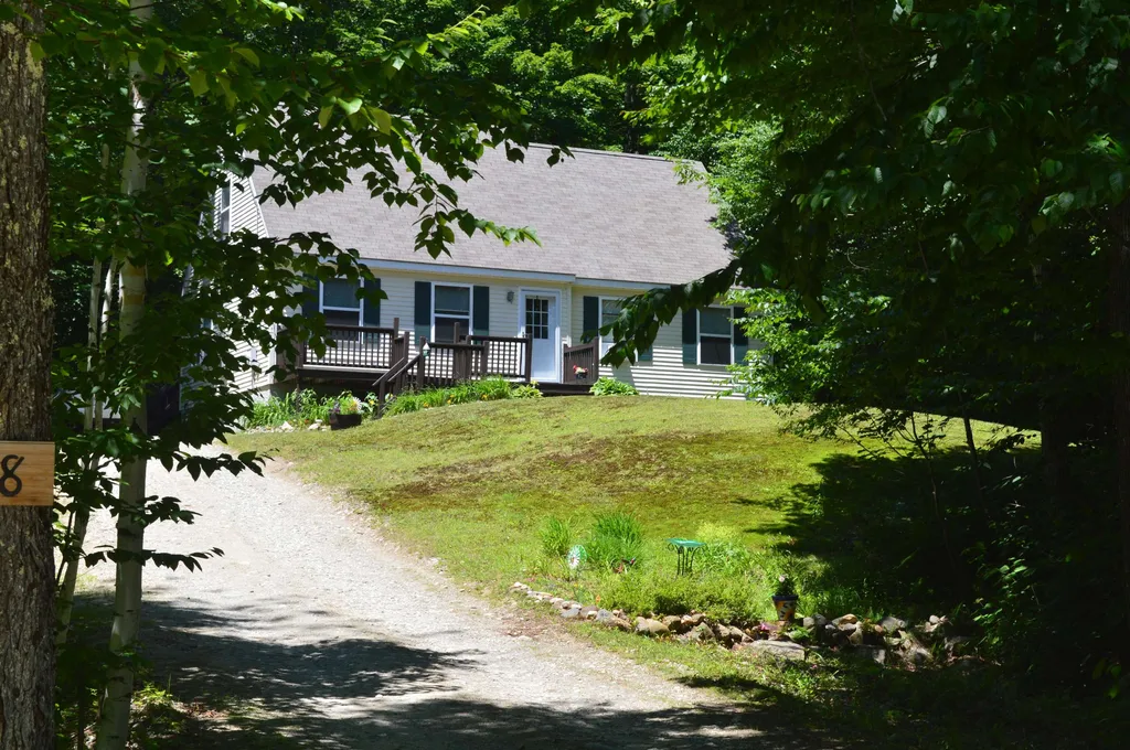 648 Tigola Trail Stoddard NH 03464