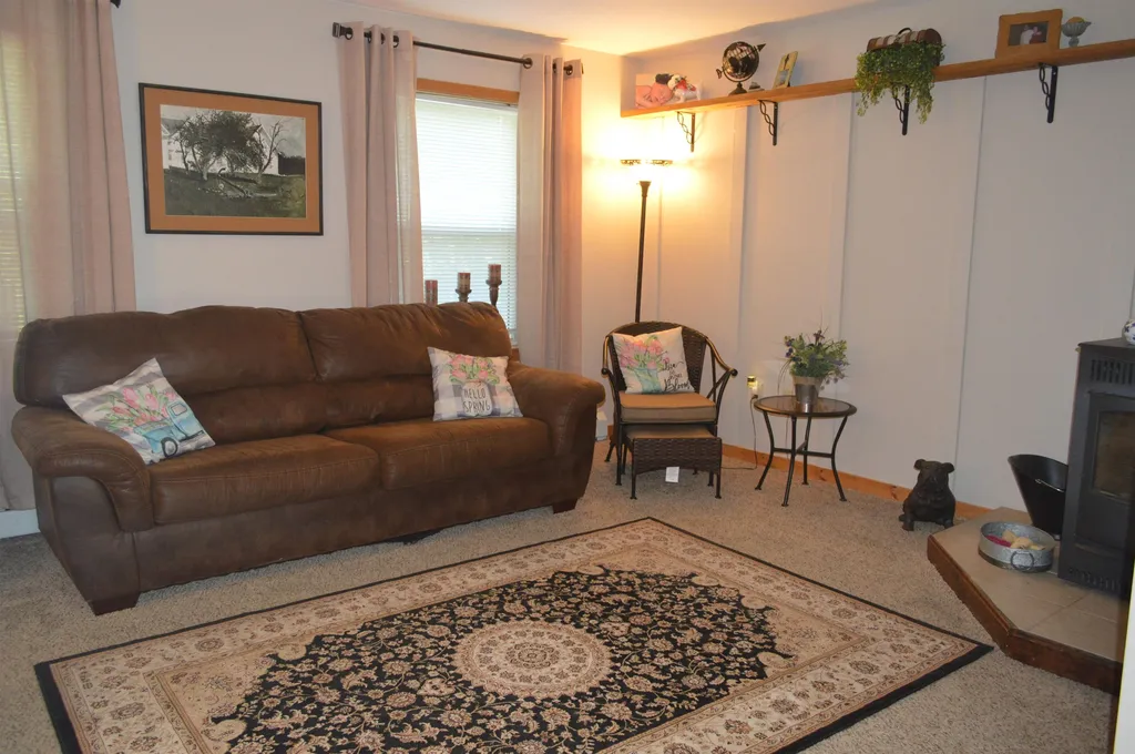 648 Tigola Trail Stoddard NH 03464