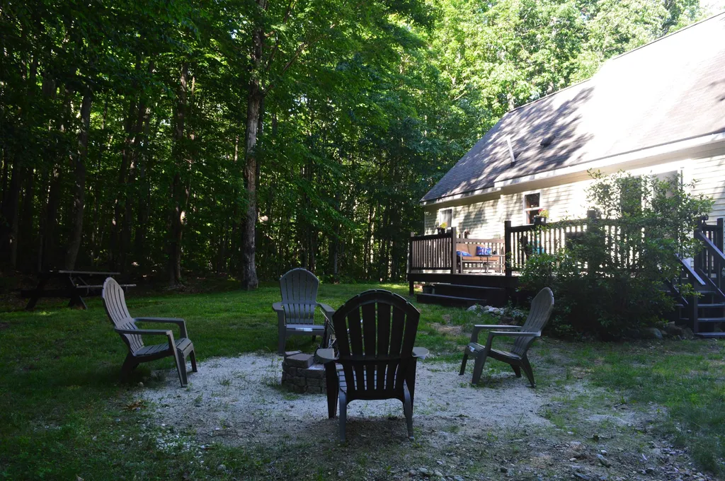 648 Tigola Trail Stoddard NH 03464
