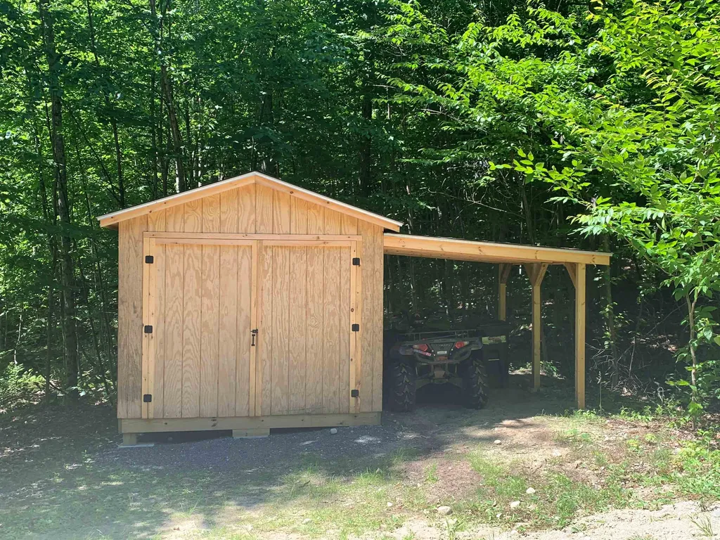 648 Tigola Trail Stoddard NH 03464