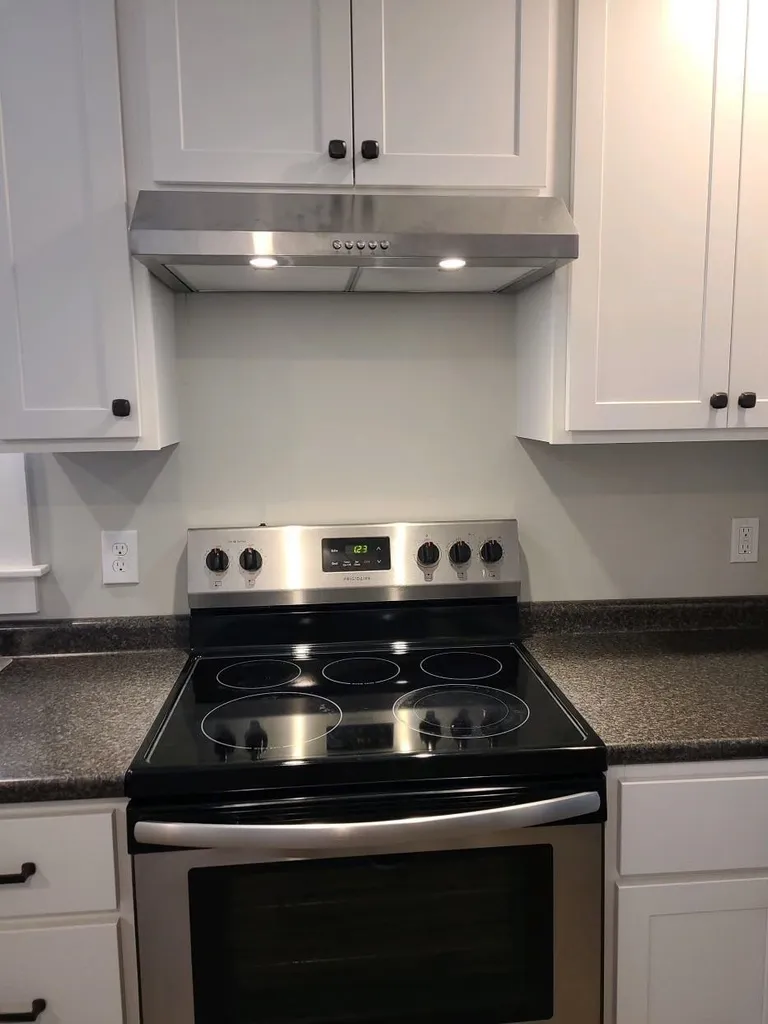 37 Syndicate Street Newport NH 03773