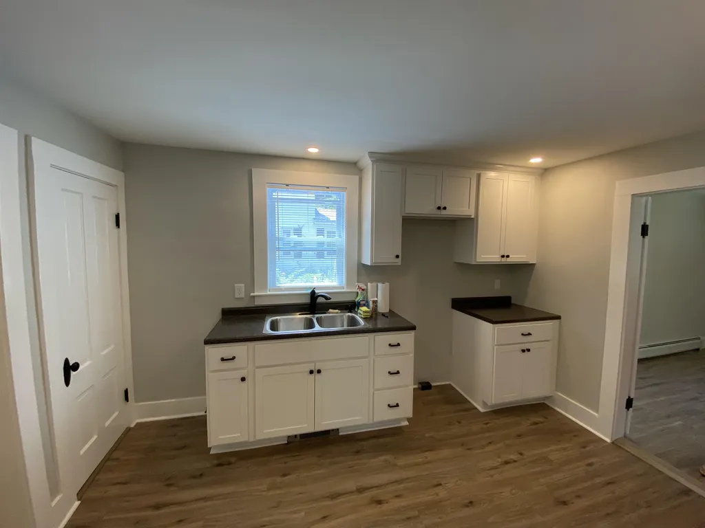 37 Syndicate Street Newport NH 03773