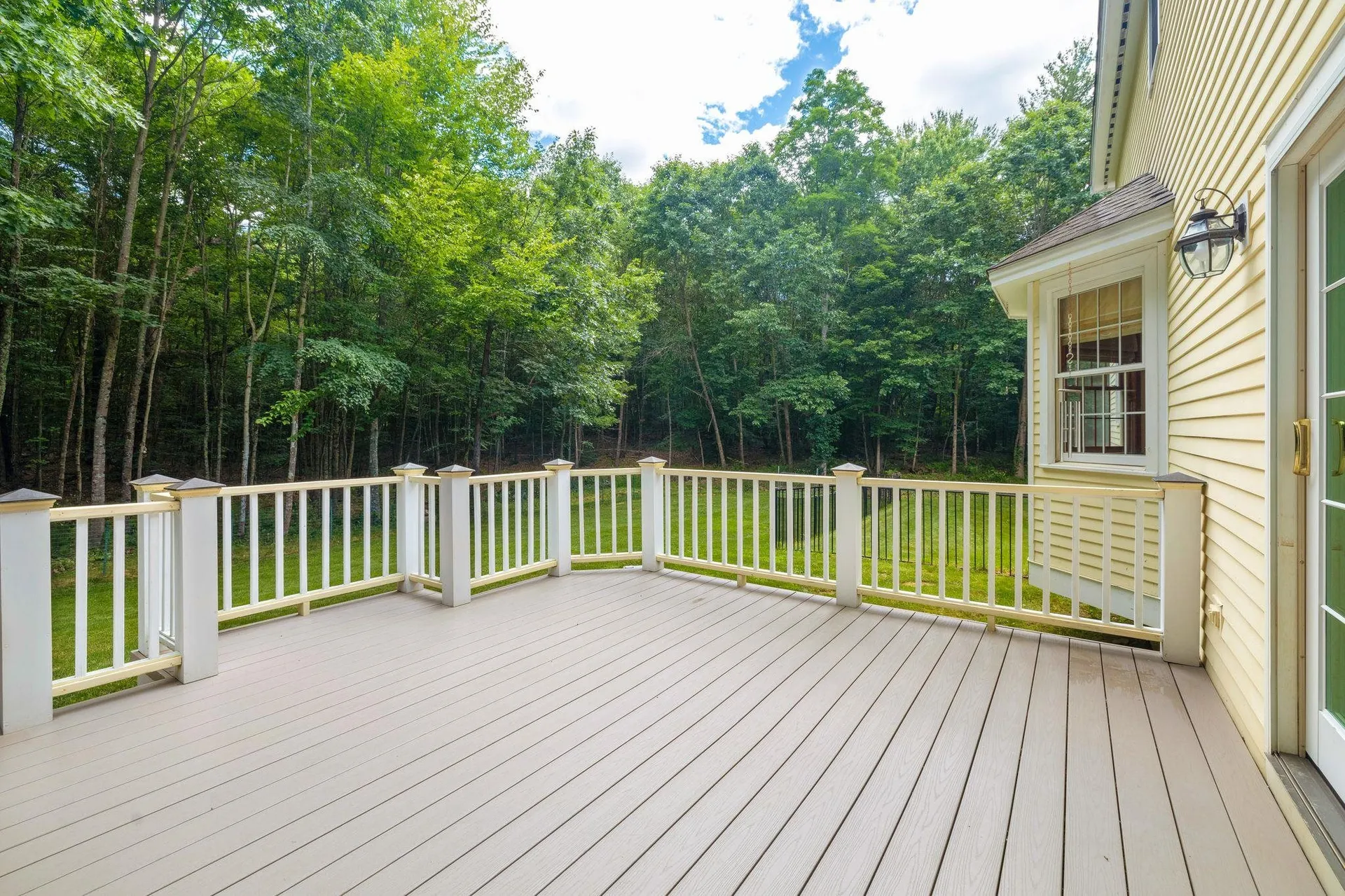 5 Cherry Lane Madbury NH 03823
