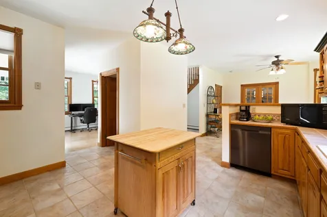 5 Cherry Lane Madbury NH 03823
