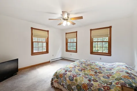 5 Cherry Lane Madbury NH 03823