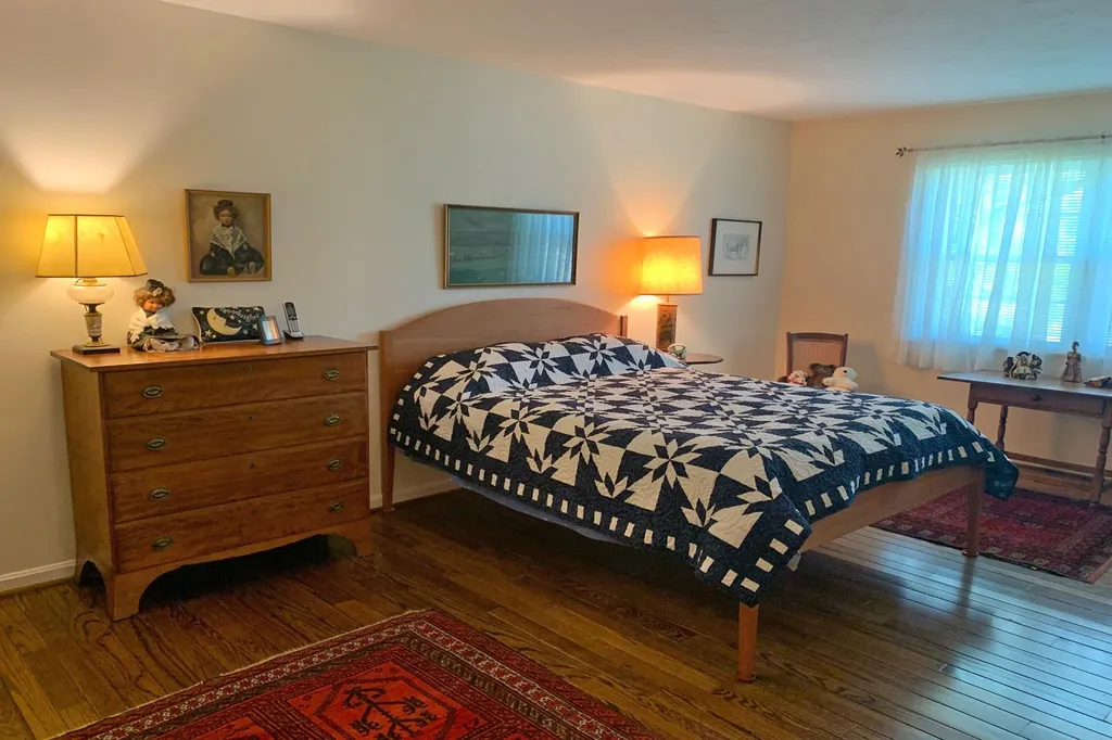 6 Oak Ridge Road Lebanon NH 03784
