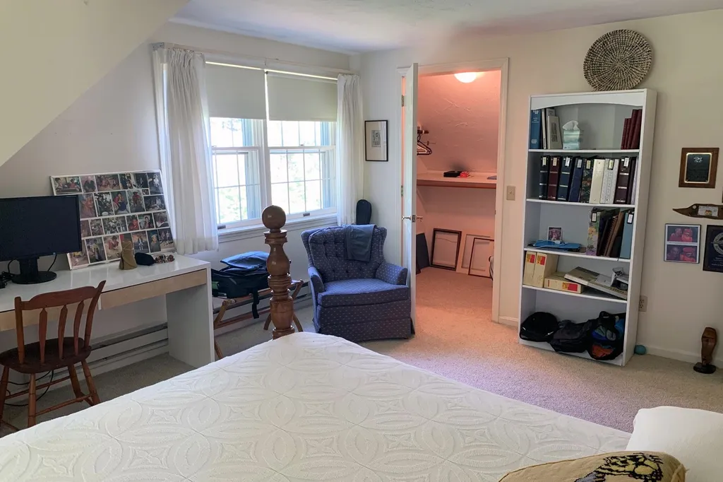 6 Oak Ridge Road Lebanon NH 03784