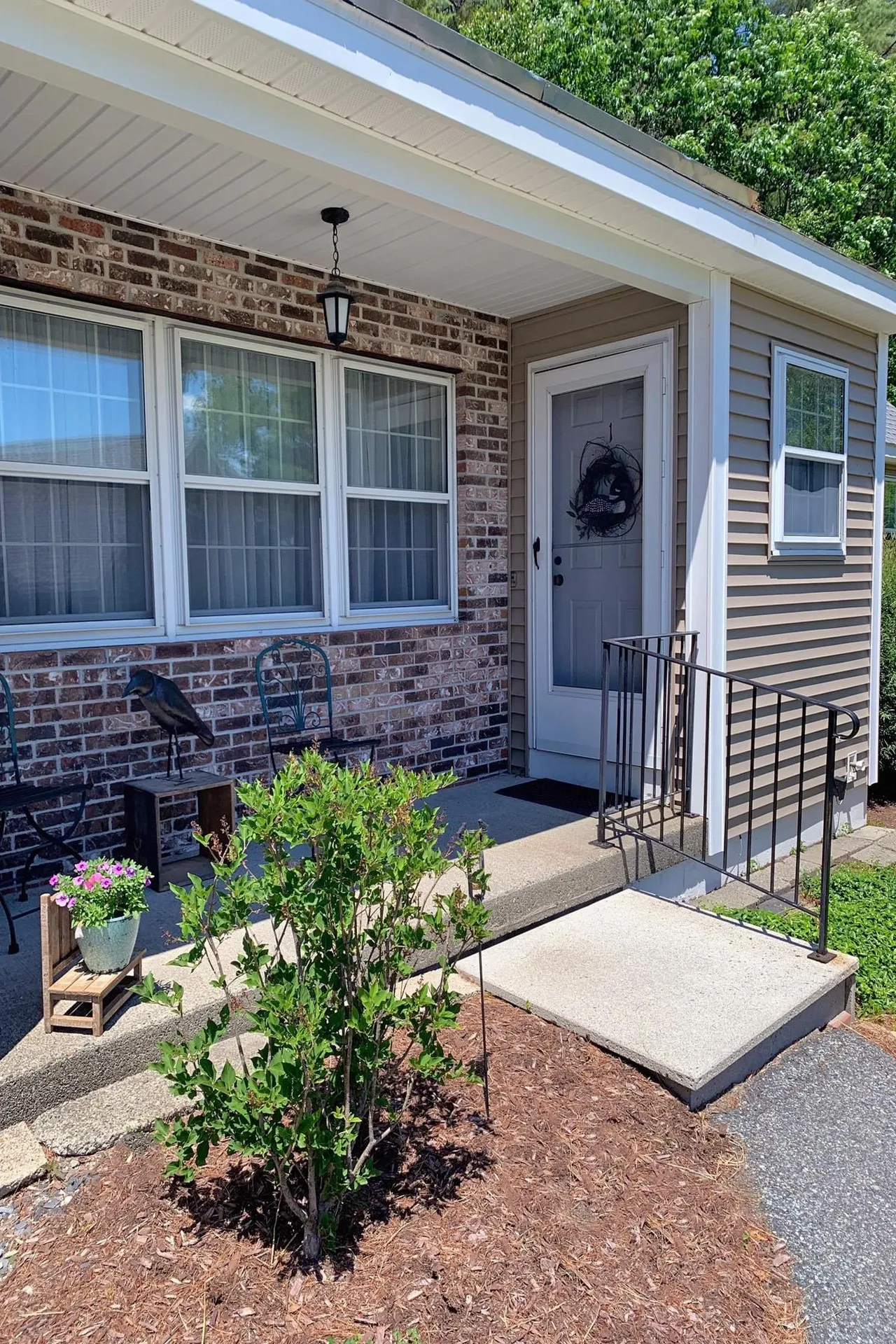 6 Oak Ridge Road Lebanon NH 03784