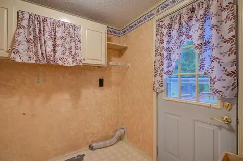 68 Black Bear Road Tamworth NH 03886