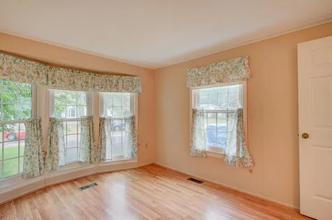 68 Black Bear Road Tamworth NH 03886